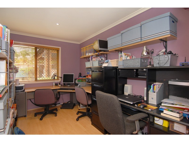 7 Spilsby Place, The Gap QLD 4061