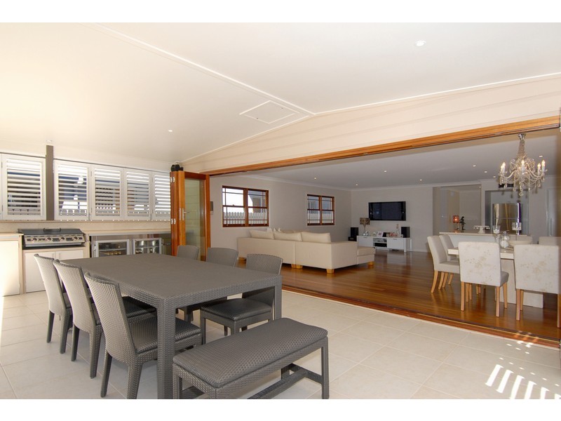 59 Fletcher Parade, Bardon QLD 4065