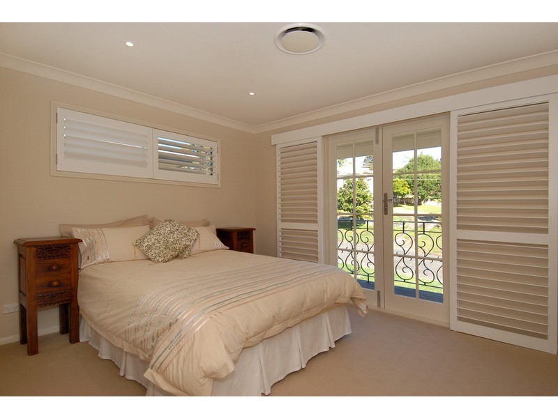 59 Fletcher Parade, Bardon QLD 4065