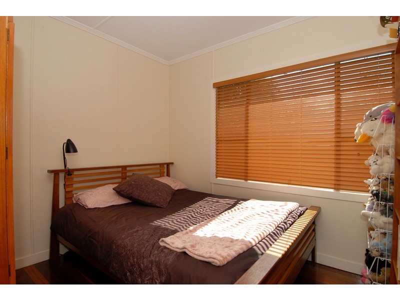 18 Blucher Avenue, The Gap QLD 4061