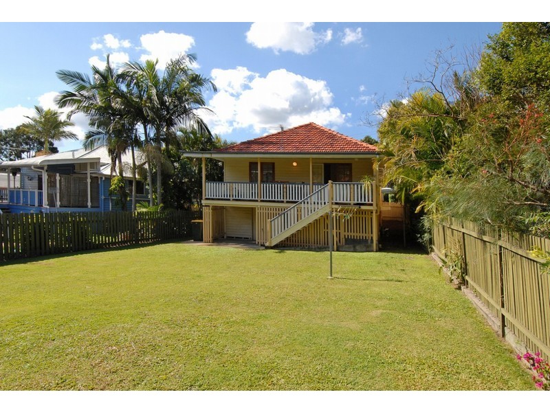 30 Yardley Avenue, Ashgrove QLD 4060