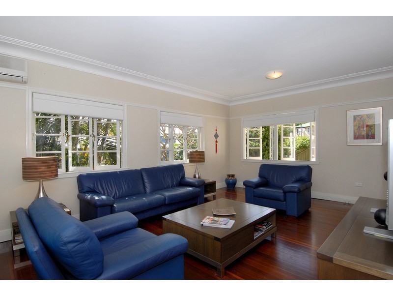 30 Yardley Avenue, Ashgrove QLD 4060