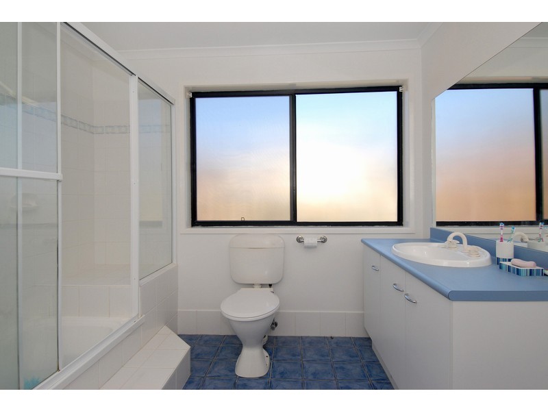 25 Inwood Place, The Gap QLD 4061