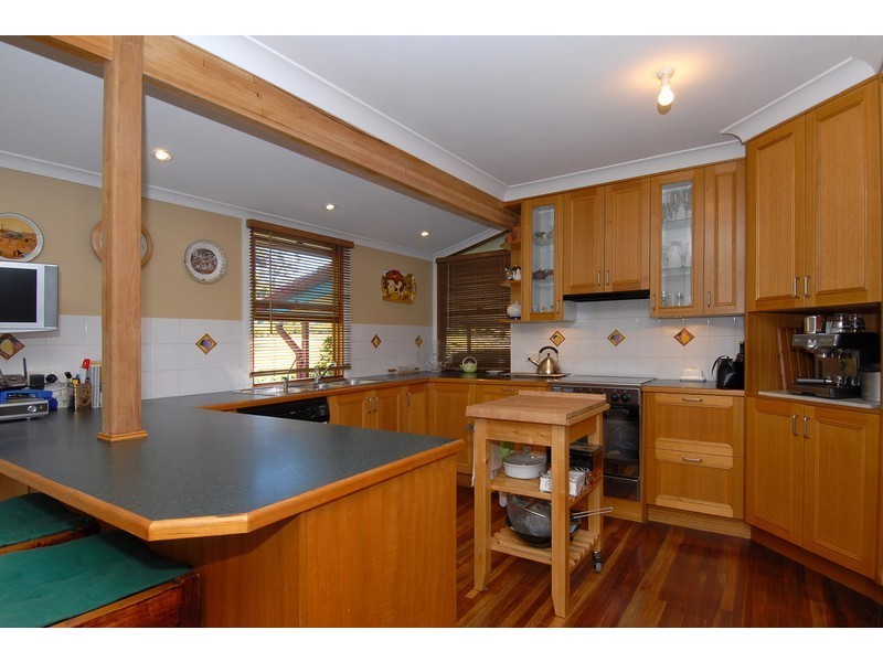 10 Desbet Street, The Gap QLD 4061