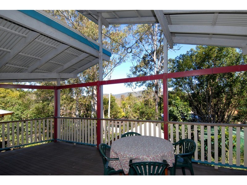 10 Desbet Street, The Gap QLD 4061