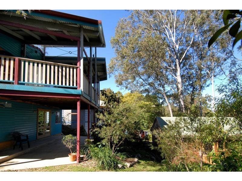 10 Desbet Street, The Gap QLD 4061