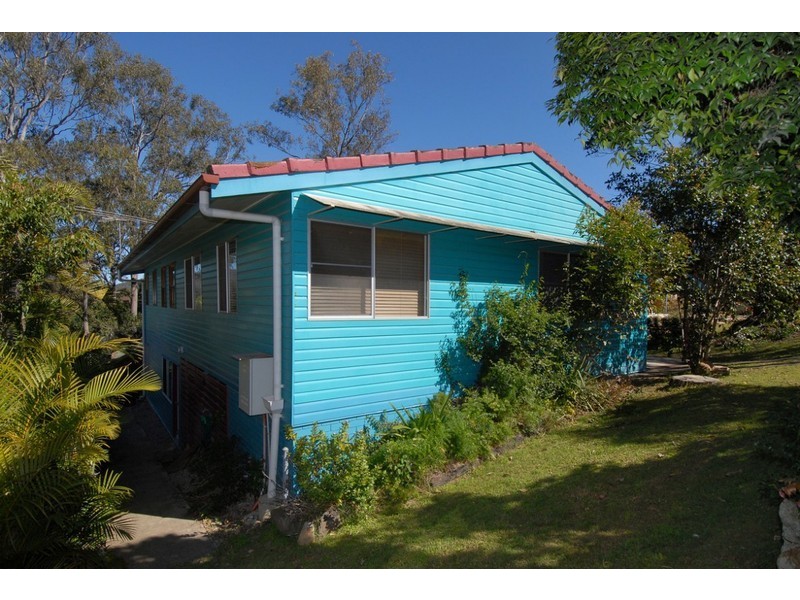 10 Desbet Street, The Gap QLD 4061