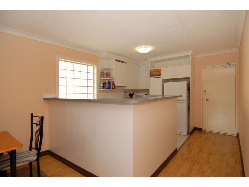 1/9 Walsh Street, Milton QLD 4064