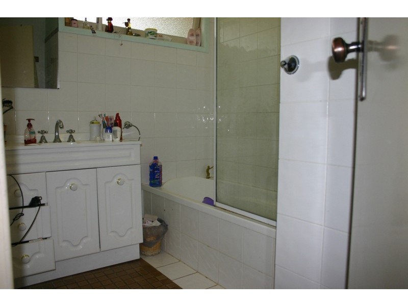 16 Paten Road, The Gap QLD 4061