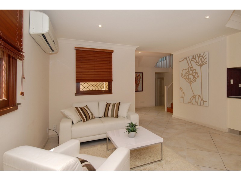 4/157 Fernberg Road, Paddington QLD 4064