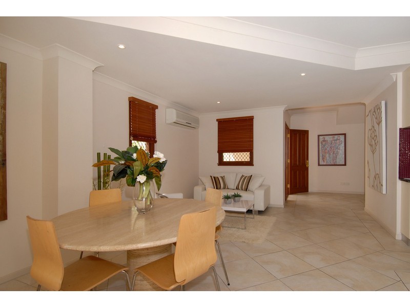 4/157 Fernberg Road, Paddington QLD 4064