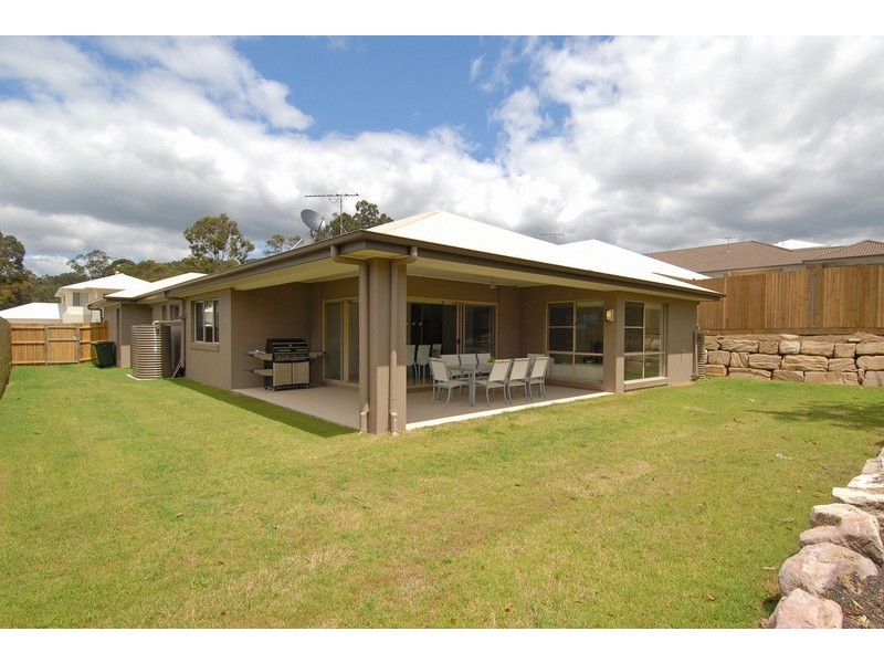 12 Patricia Drive, The Gap QLD 4061