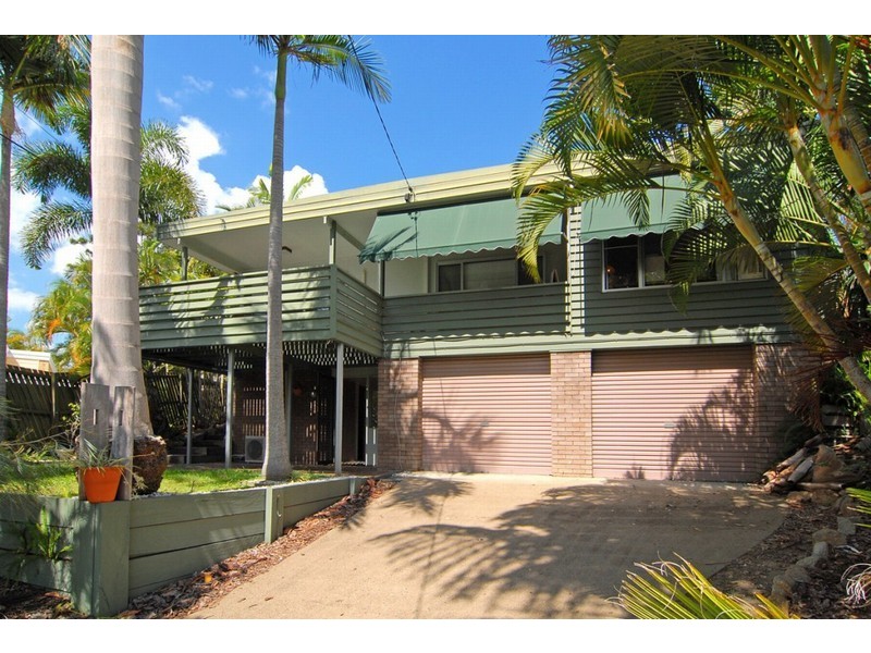 9 Naroo Street, The Gap QLD 4061