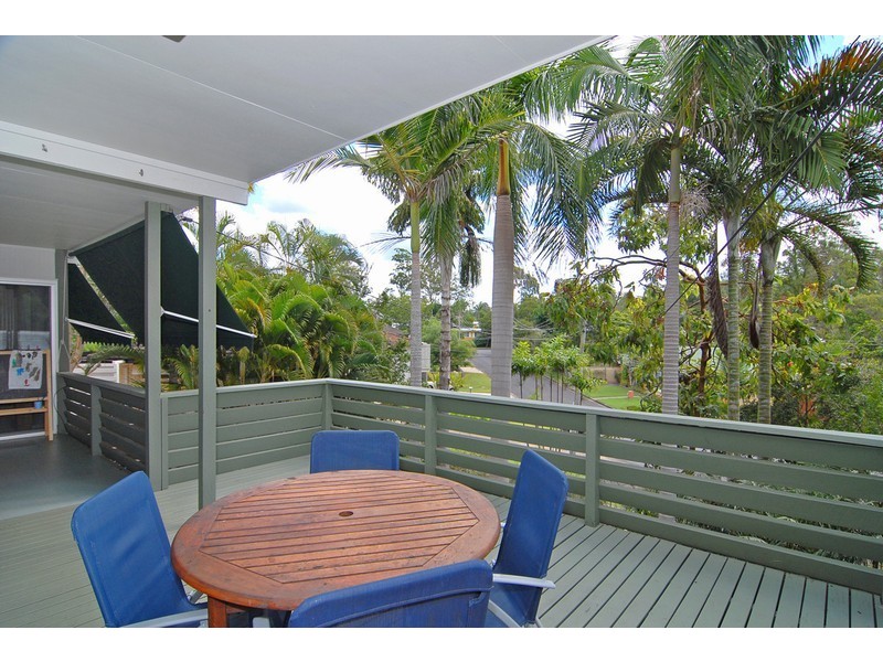 9 Naroo Street, The Gap QLD 4061