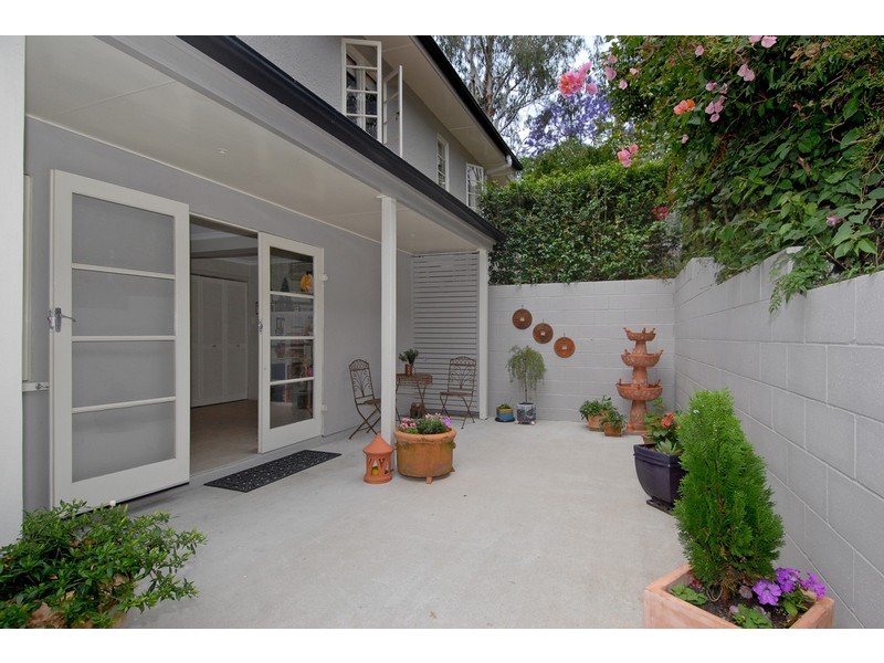 17 Jaloon Street, Ashgrove QLD 4060