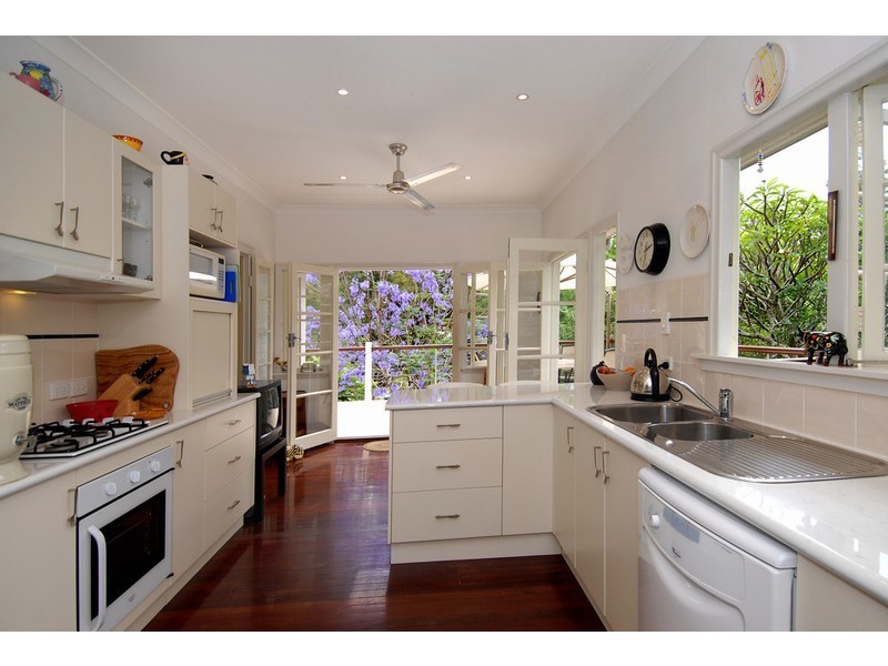 17 Jaloon Street, Ashgrove QLD 4060