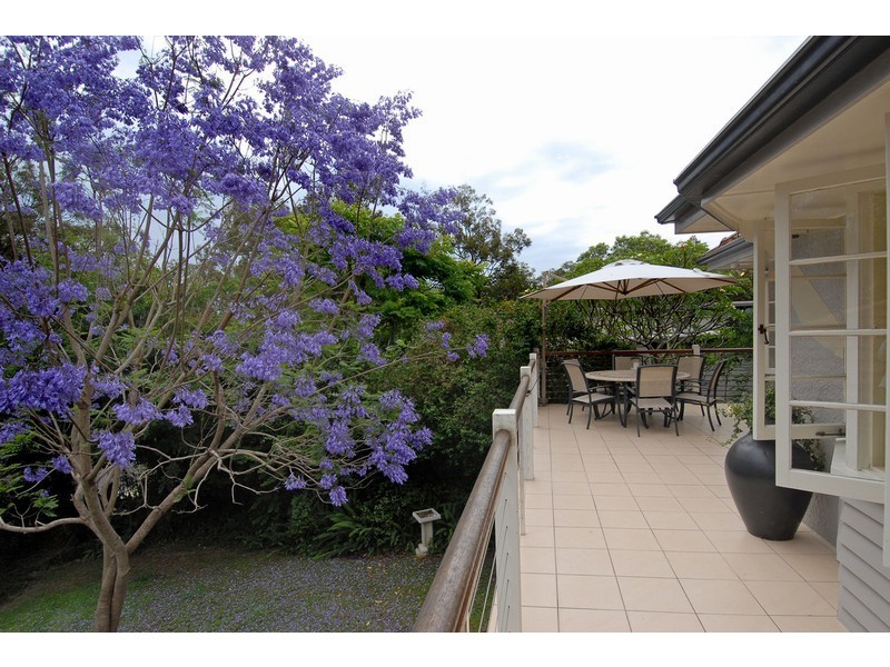 17 Jaloon Street, Ashgrove QLD 4060