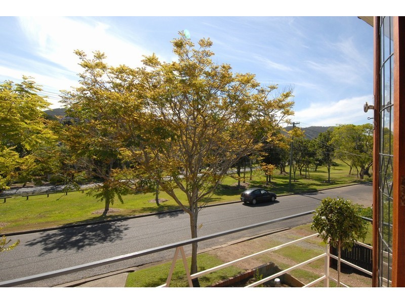 19 Crown Street, Bardon QLD 4065