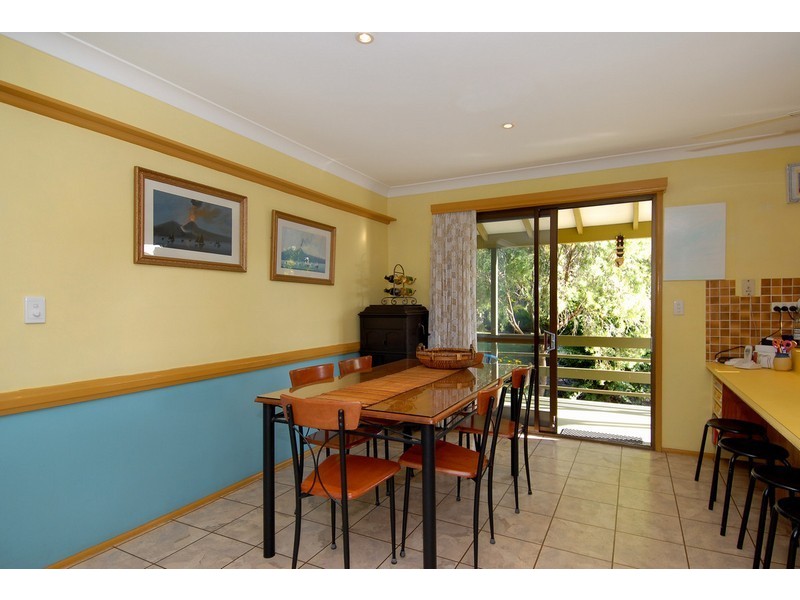 16 Woodmere Street, The Gap QLD 4061