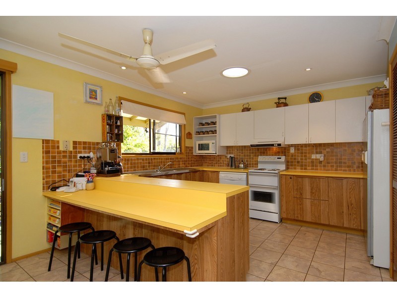 16 Woodmere Street, The Gap QLD 4061