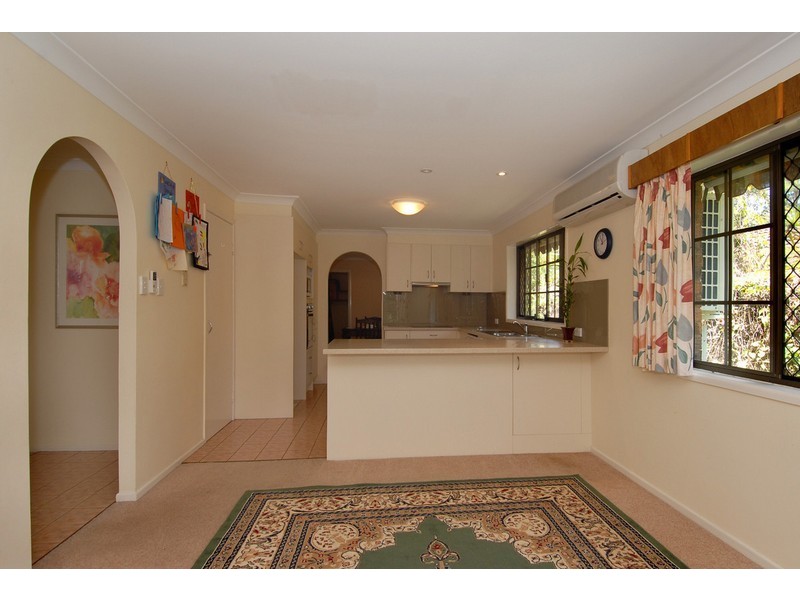 1 Sonda Place, Kenmore QLD 4069