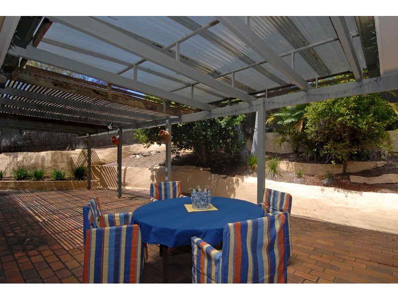 1 Sonda Place, Kenmore QLD 4069