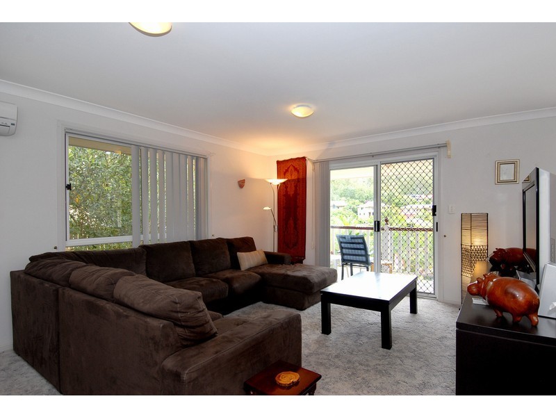 16 Canterbury Place, The Gap QLD 4061