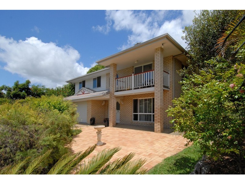 16 Canterbury Place, The Gap QLD 4061