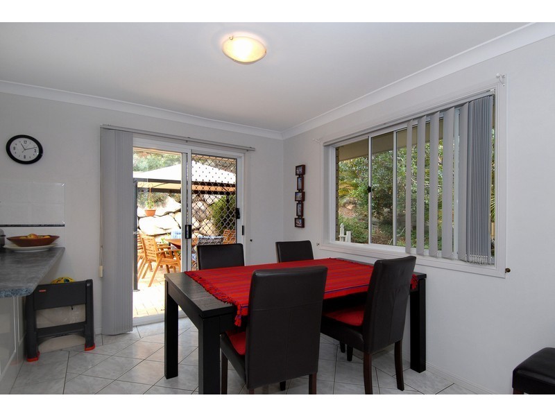 16 Canterbury Place, The Gap QLD 4061