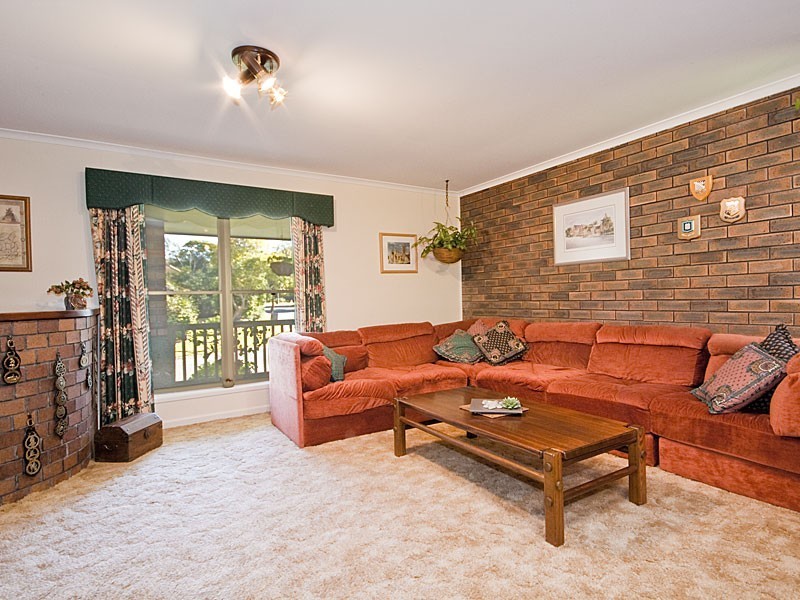 3 Jan Street, The Gap QLD 4061