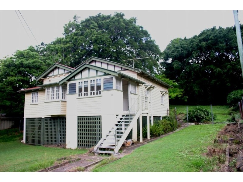 19 Lansbury Parade, Ashgrove QLD 4060