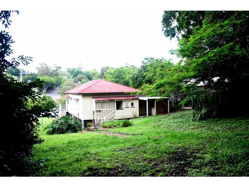 19 Lansbury Parade, Ashgrove QLD 4060