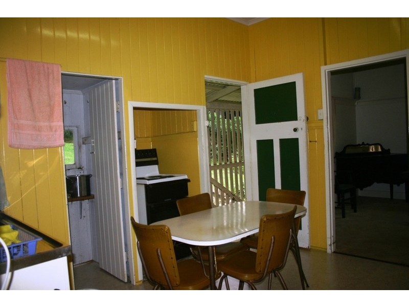 19 Lansbury Parade, Ashgrove QLD 4060