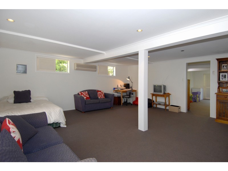 7 Warruga Street, The Gap QLD 4061