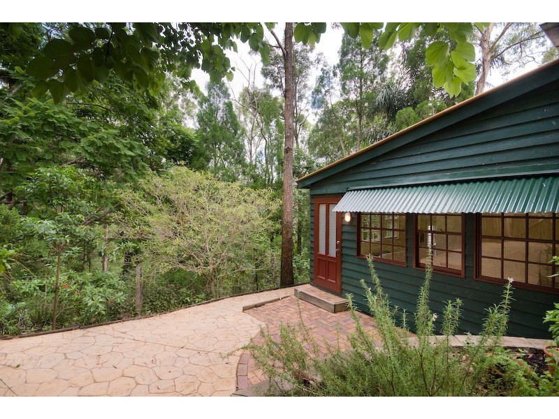 1882 Mount Nebo Road, Mount Nebo QLD 4520