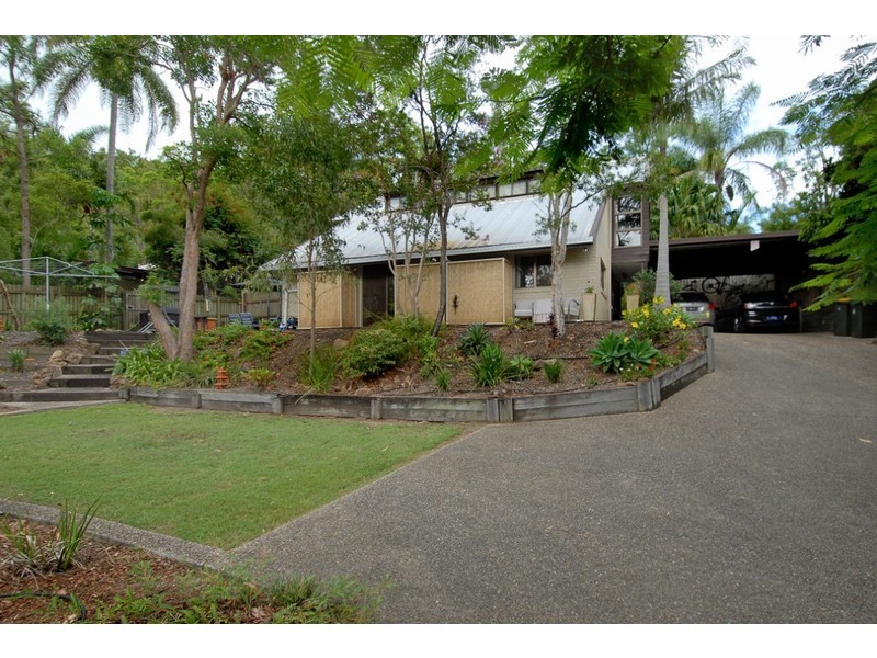 33 Eppalong Street, The Gap QLD 4061