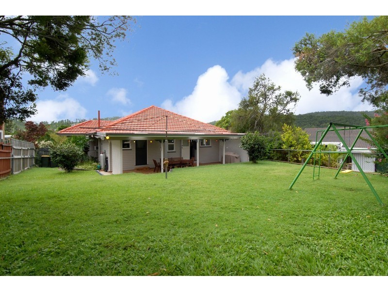 6 Madlo Street, The Gap QLD 4061
