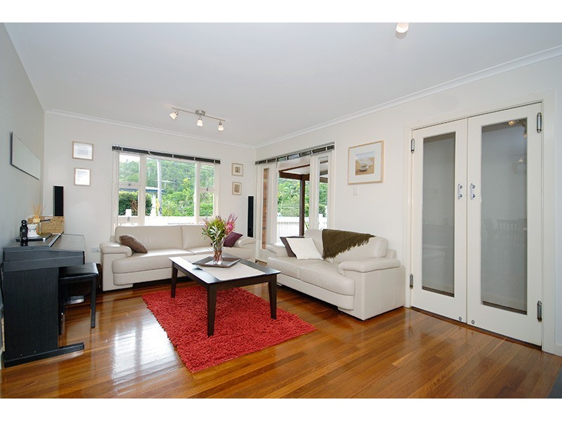 12 Quirk Street, The Gap QLD 4061