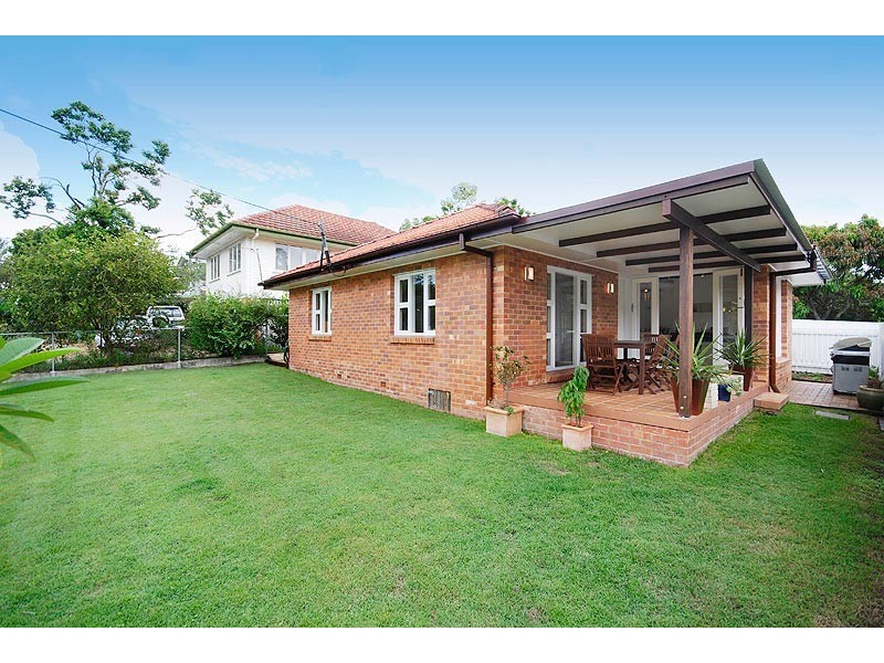 12 Quirk Street, The Gap QLD 4061
