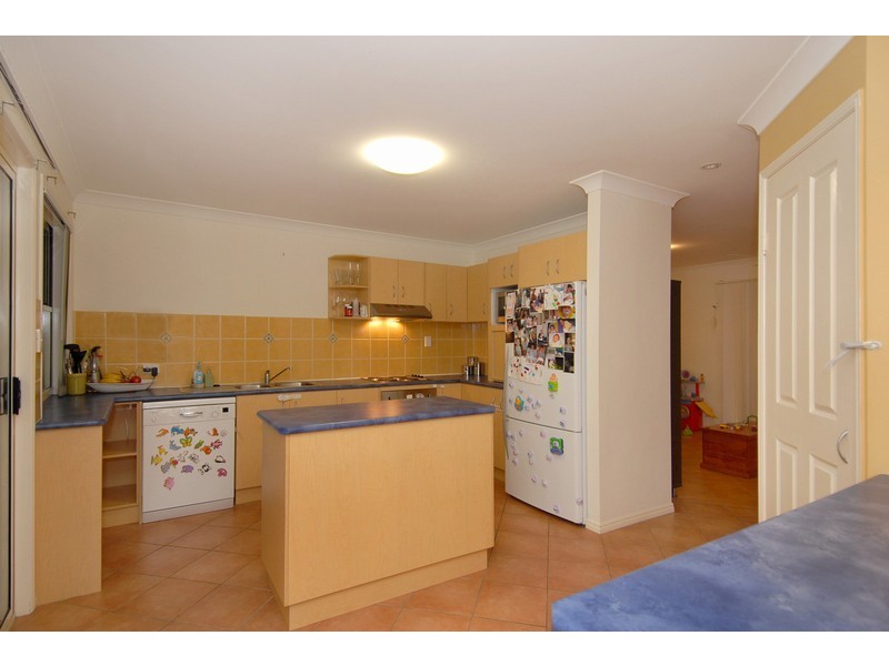 3 Taltarni Circuit, Mitchelton QLD 4053