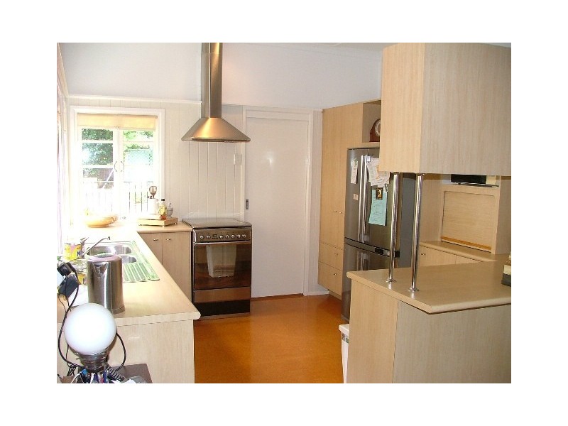 32 Langley Avenue, Wilston QLD 4051