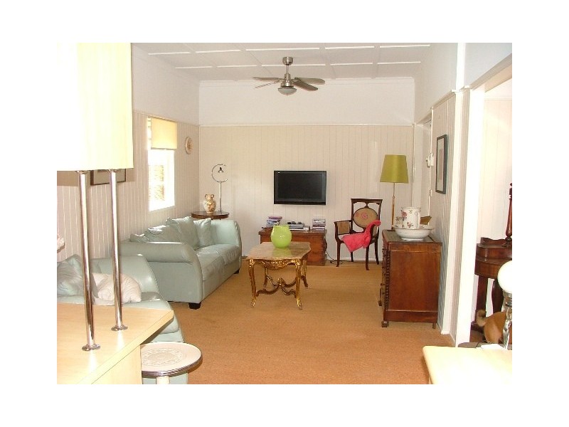 32 Langley Avenue, Wilston QLD 4051