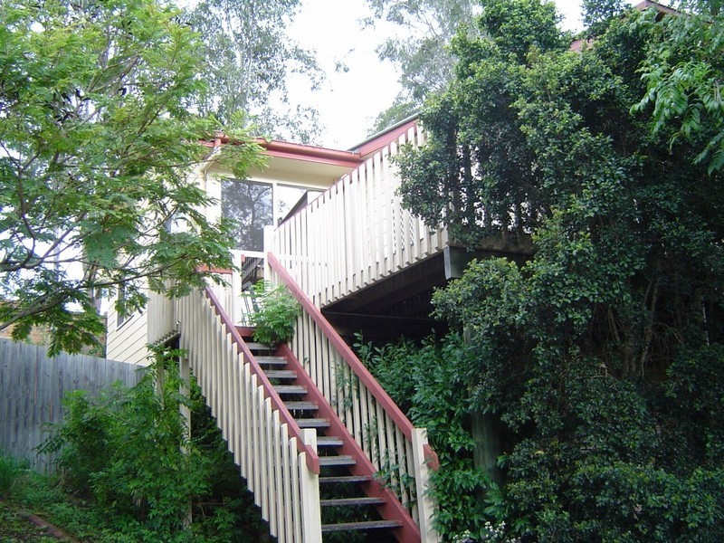 7 Donegal Place, The Gap QLD 4061