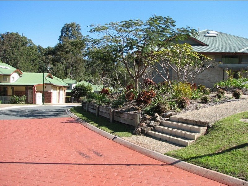 8/360 Simpsons Road, Bardon QLD 4065