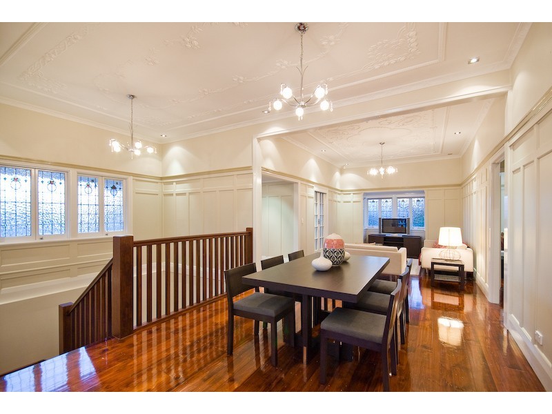 2 Glenlyon Drive, Ashgrove QLD 4060