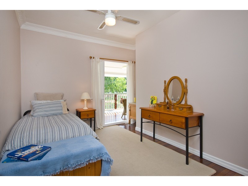 3 Empress Terrace, Bardon QLD 4065