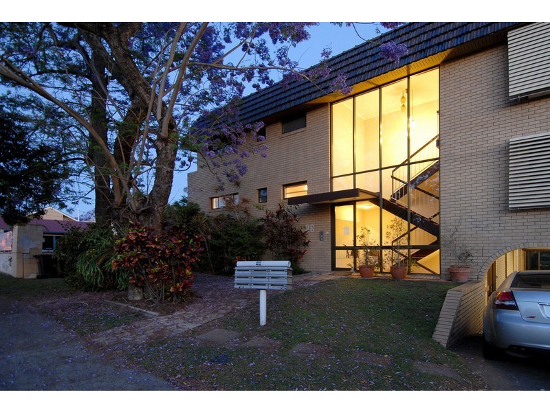 3/26 Simpsons Road, Bardon QLD 4065