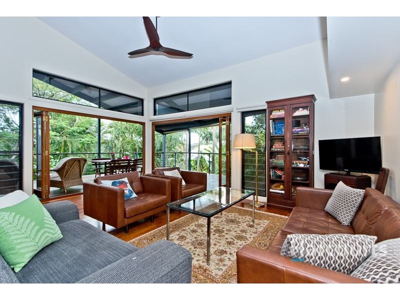 17 Davander Close, The Gap QLD 4061