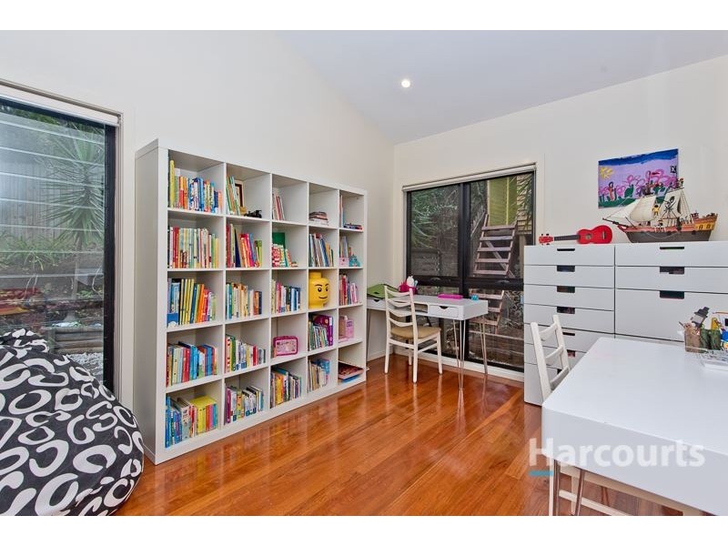17 Davander Close, The Gap QLD 4061