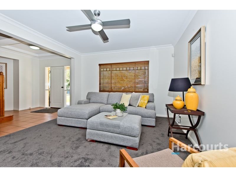 10 Pender Street, The Gap QLD 4061